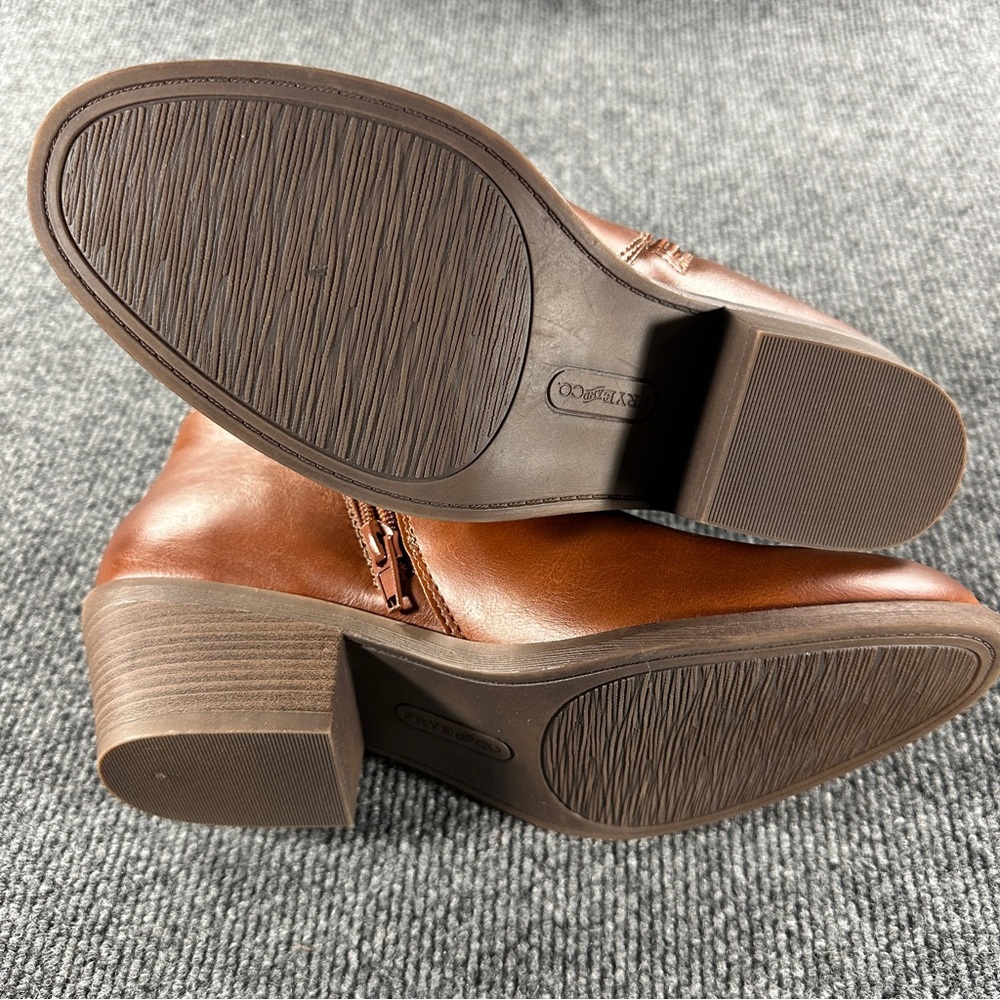 Frye and Co. Women's 8.5 Boden Ankle Booties Saddle Brown Buckle Zipper NEW - Picture 7 of 10